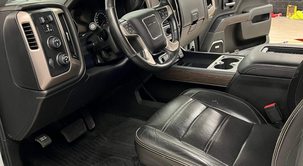 A StepbyStep Guide on How To Clean Leather Car Seats