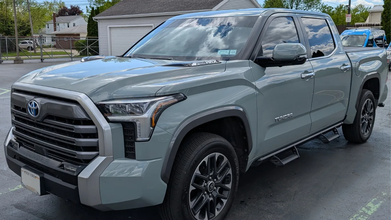 Toyota-tundra-window-tint